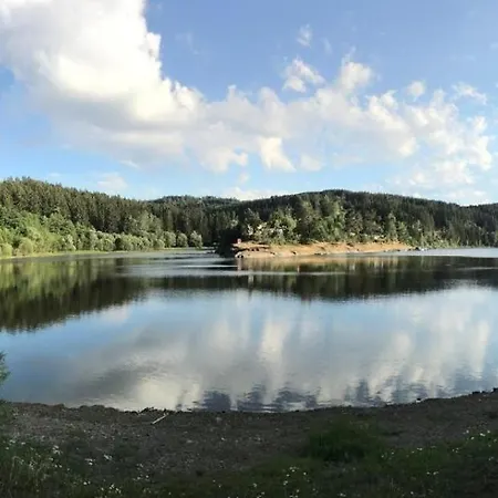 Und Am Teich Apartment Schleiz