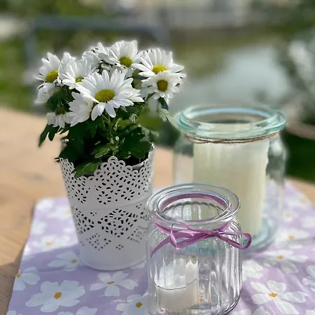 Und Am Teich Apartment Schleiz