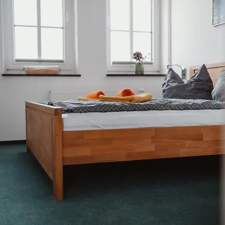 Und Am Teich * Schleiz