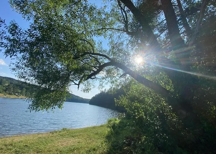 Und Am Teich Apartman *